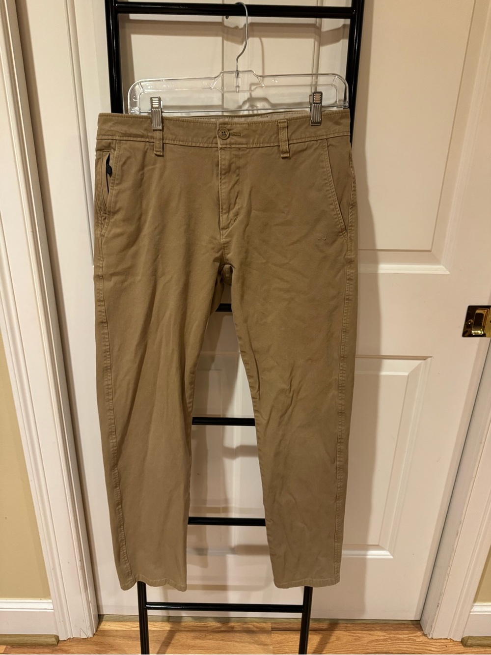 Dockers Men's Chinos in Khaki Brown